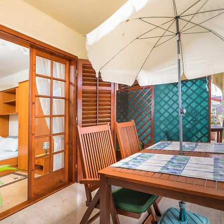 Villa Nada In Fazana - Near The Beach Екстер'єр фото