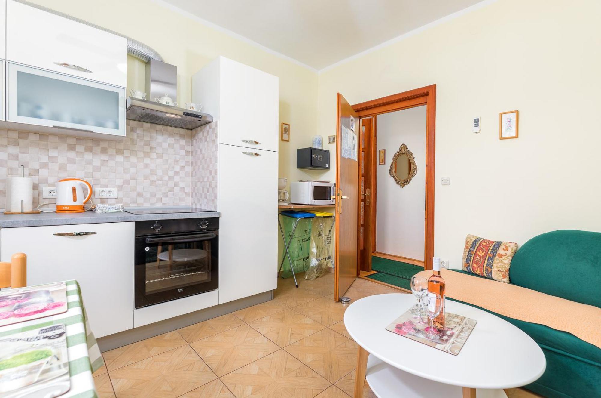 Villa Nada In Fazana - Near The Beach Екстер'єр фото