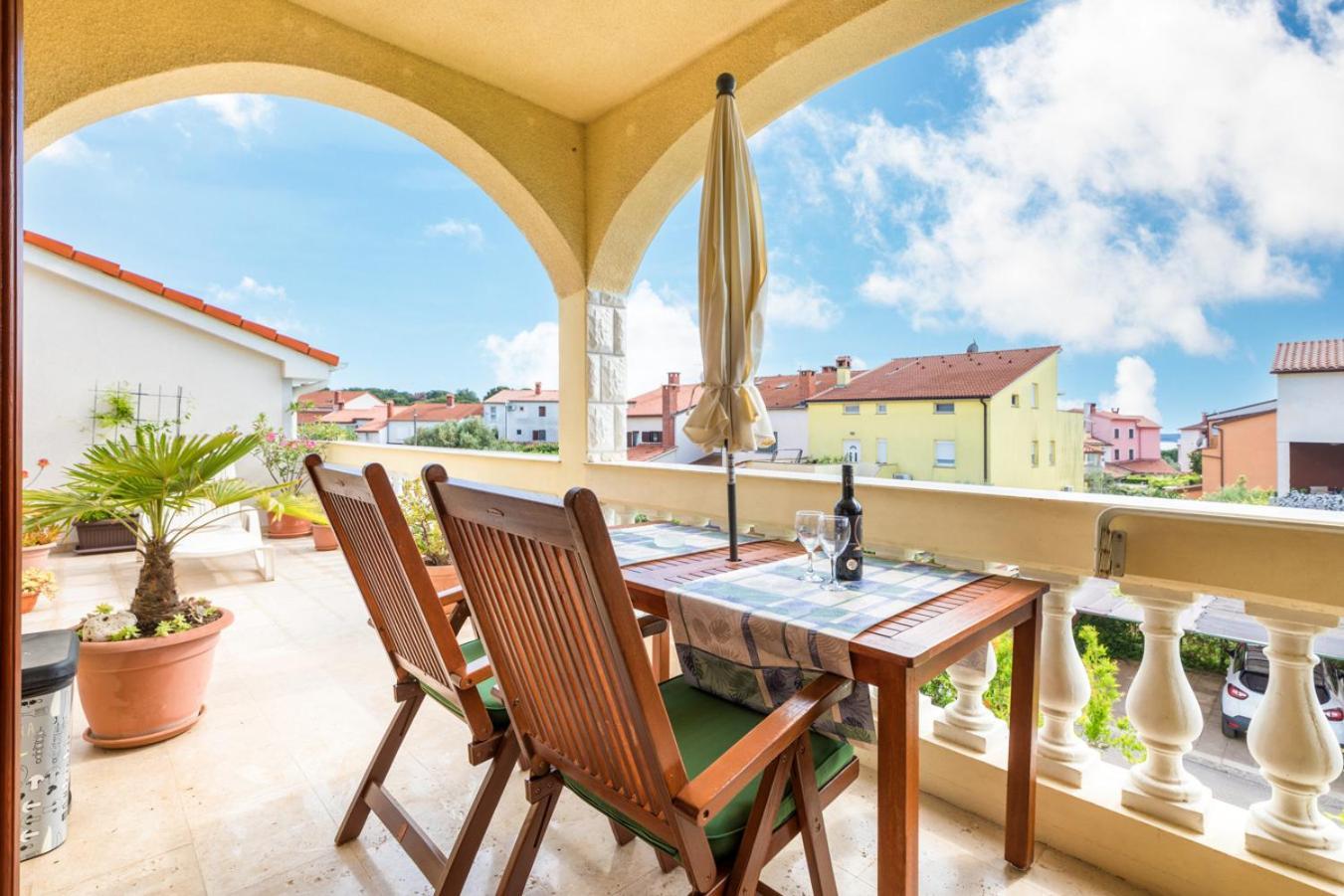 Villa Nada In Fazana - Near The Beach Екстер'єр фото