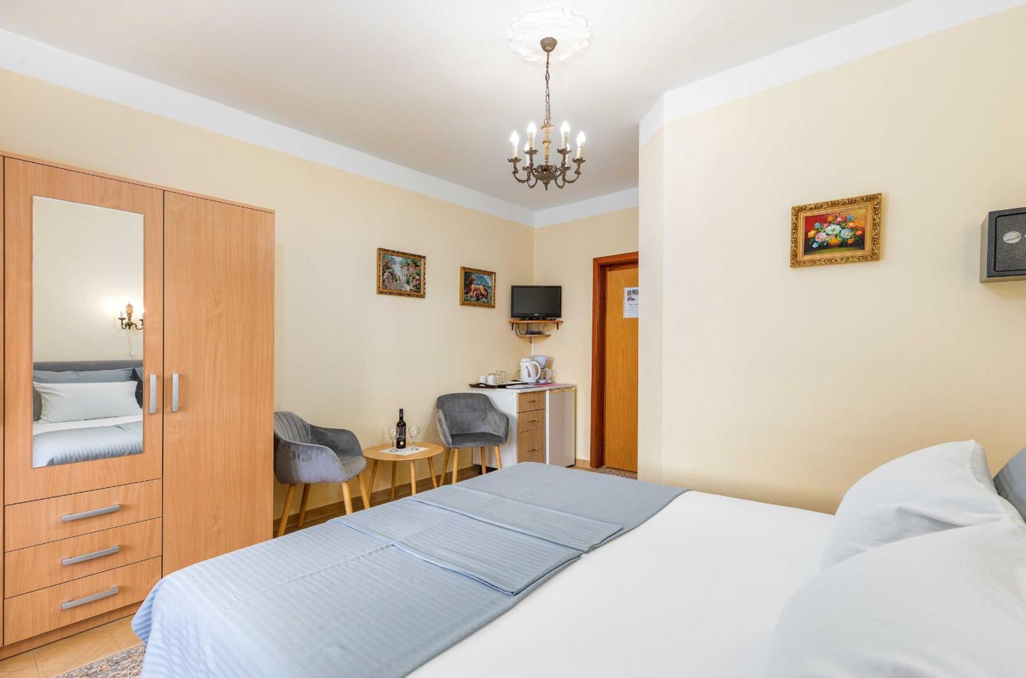Villa Nada In Fazana - Near The Beach Екстер'єр фото