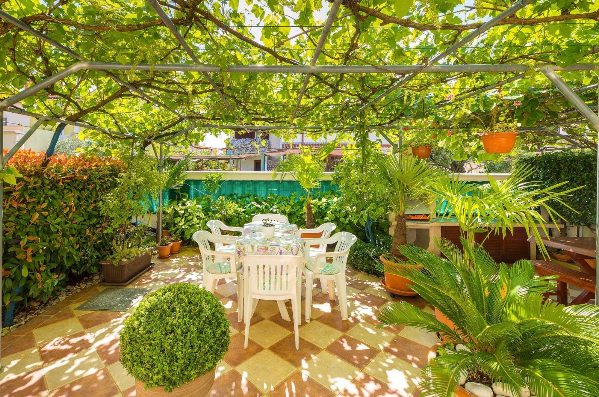 Villa Nada In Fazana - Near The Beach Екстер'єр фото